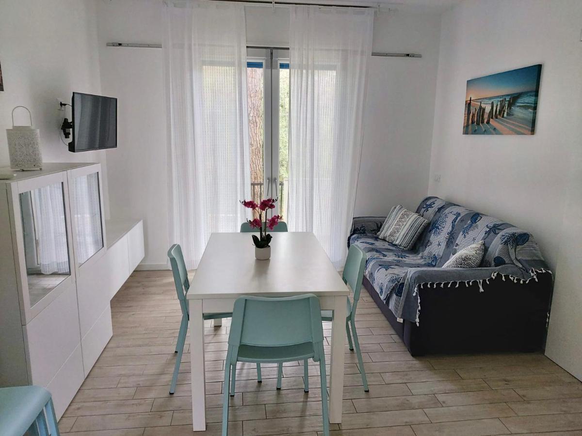 Villa Antonietta 3, Tra Pineta E Mare Bibione Luaran gambar